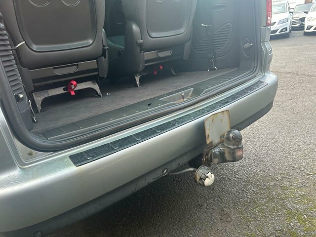 Ford Galaxy Silver #22
