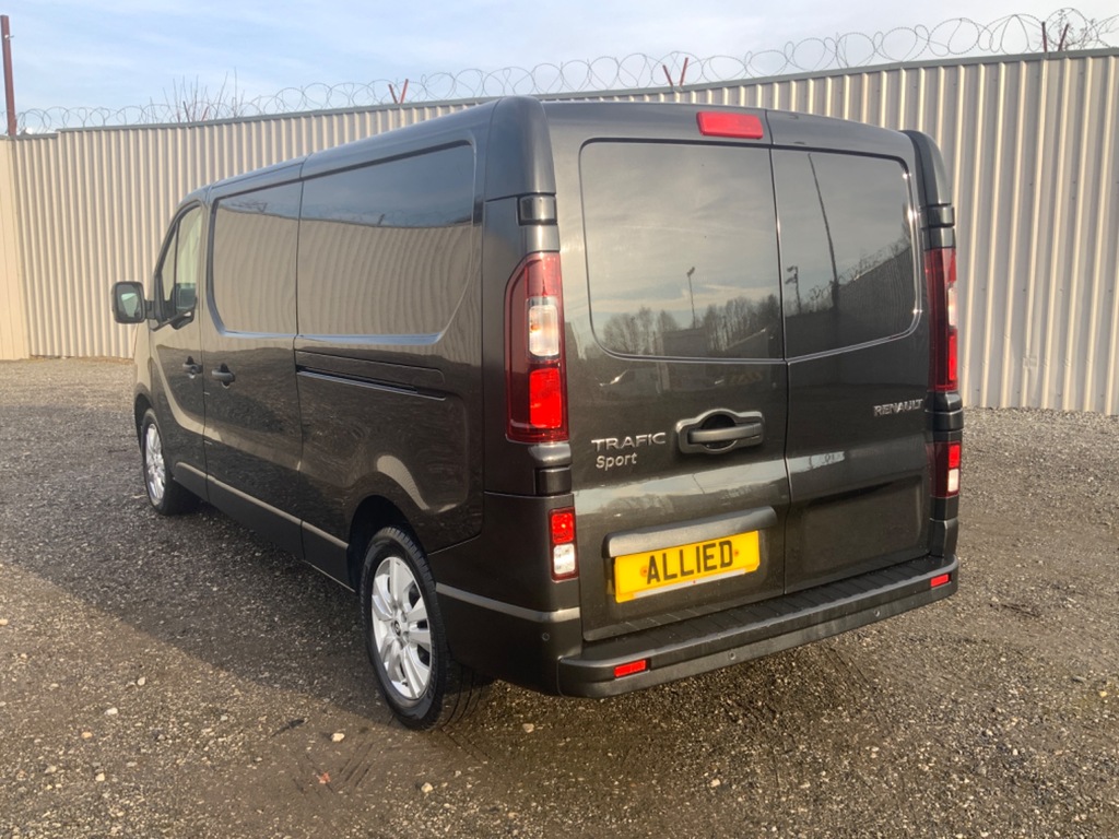 Renault Trafic Ll30 2.0Dci 170Bhp Sport Plus Long Whee MT73UAB Black #6