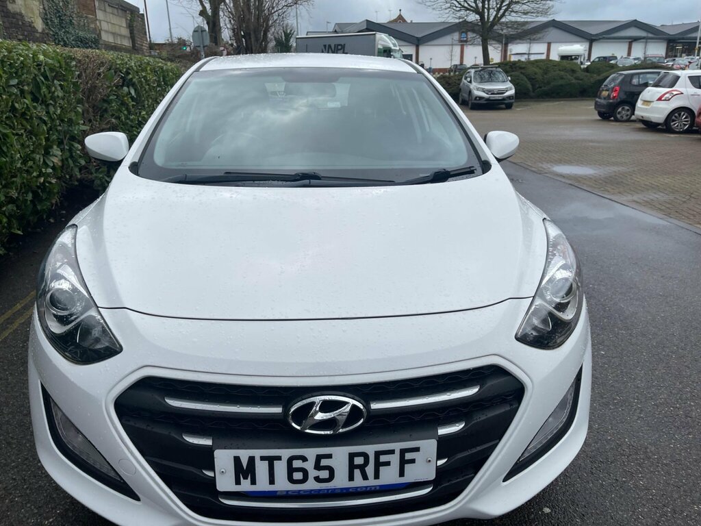 Hyundai I30 1.6 Crdi Blue Drive Se Dct Euro 6 Ss White #5