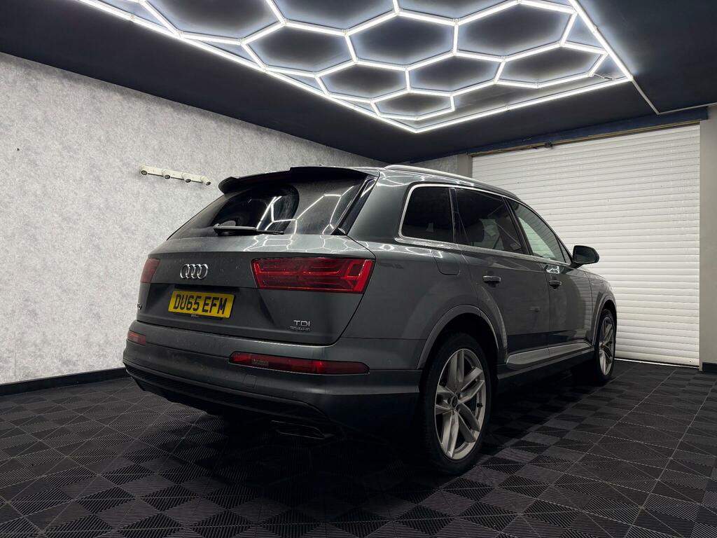 Audi Q7 S Line DU65EFM Grey #4