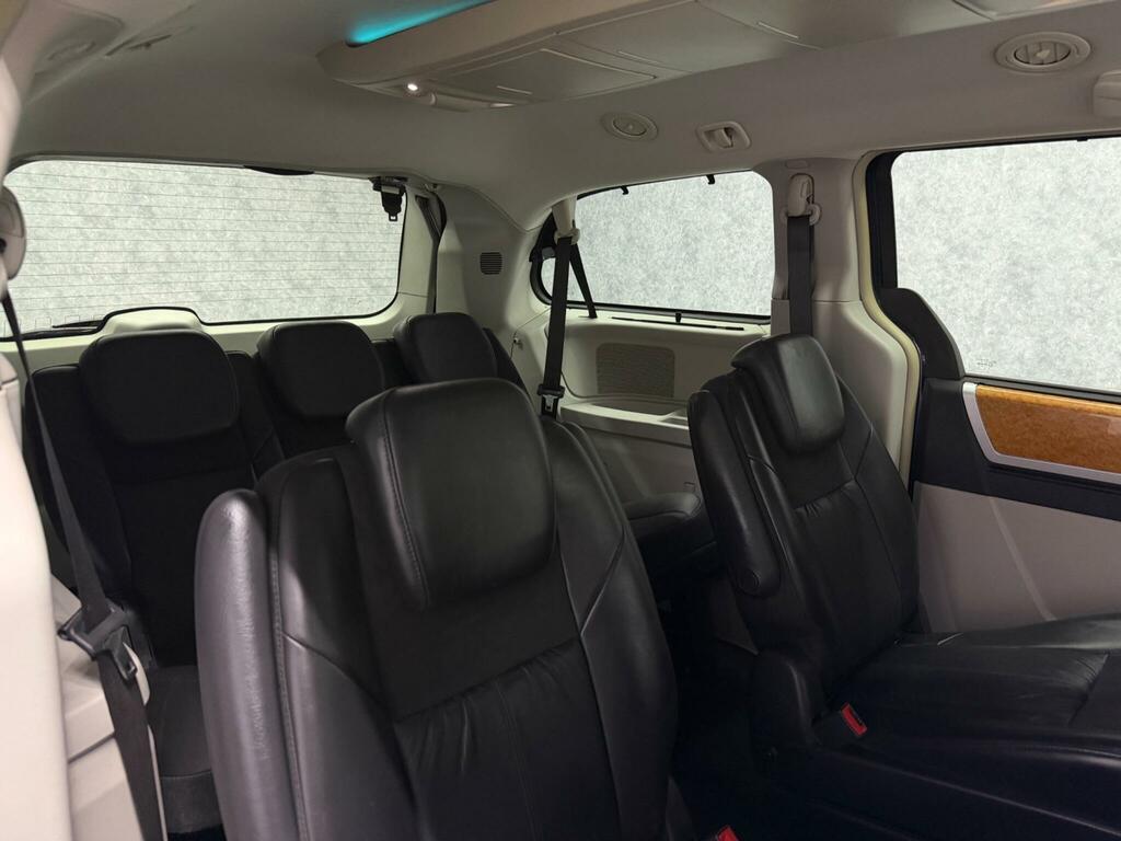 Chrysler Grand Voyager Mpv Black #15