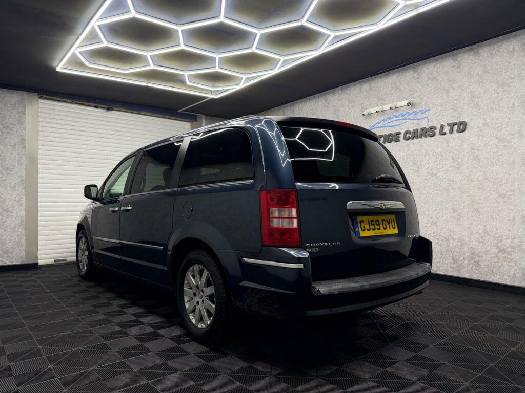 Chrysler Grand Voyager Mpv Black #4