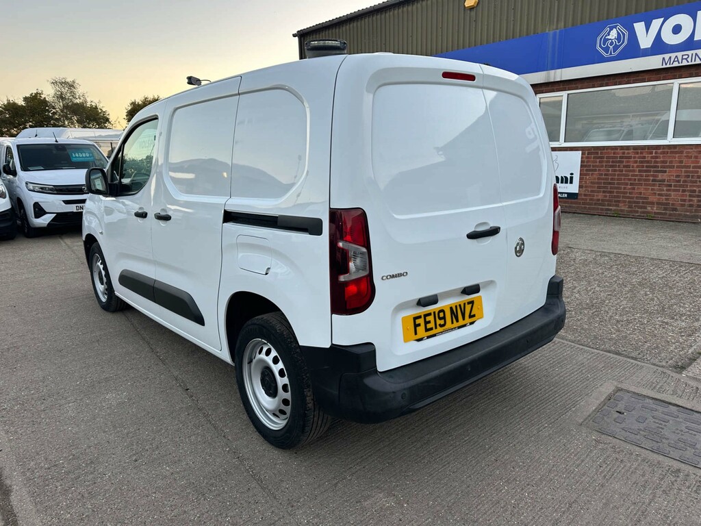 Vauxhall Combo Turbo D 2300 Edition Panel Van L1 H1 FE19NVZ White #6