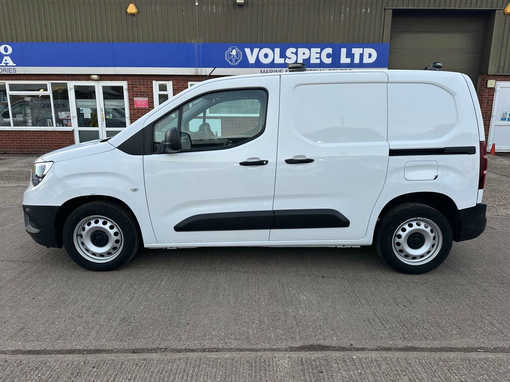 Vauxhall Combo Turbo D 2300 Edition Panel Van L1 H1 FE19NVZ White #4