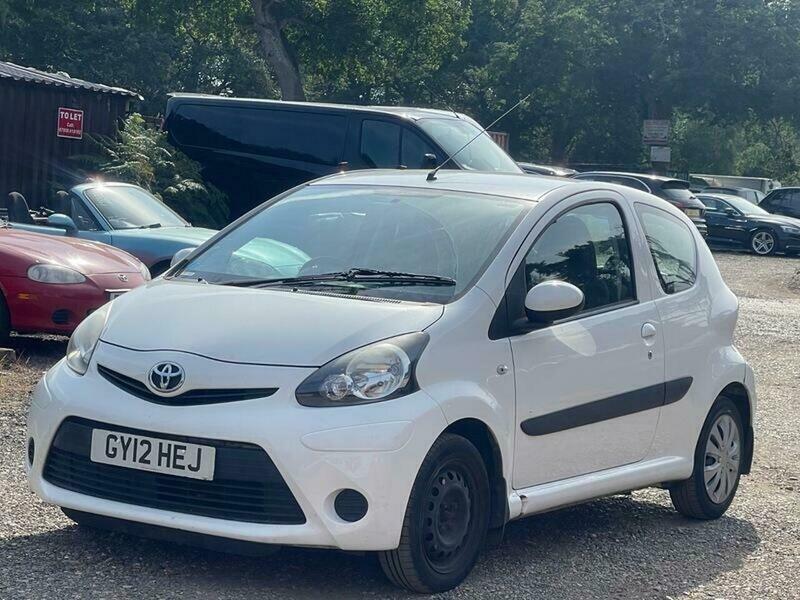 Toyota Aygo 1.0 Vvt-i Ice Euro GY12HEJ White #2
