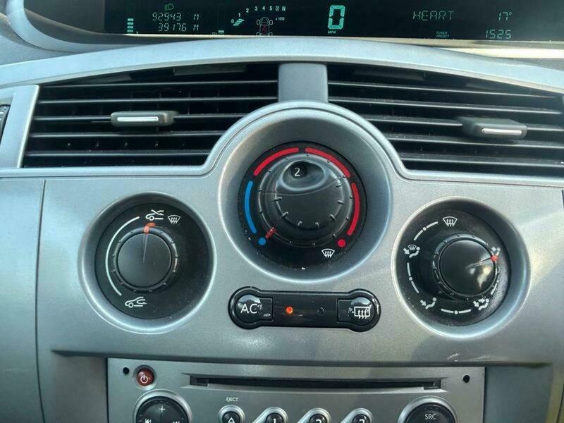 Renault Grand Scenic 1.6 Vvt Dynamique 2007 Silver #7