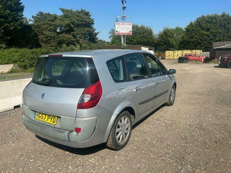Renault Grand Scenic 1.6 Vvt Dynamique 2007 Silver #17