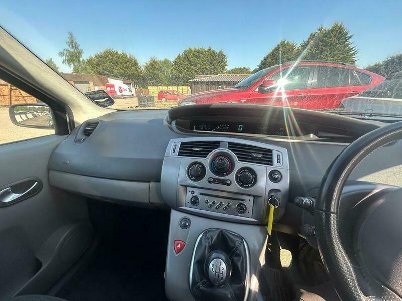 Renault Grand Scenic 1.6 Vvt Dynamique 2007 Silver #5