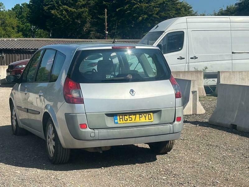 Renault Grand Scenic 1.6 Vvt Dynamique 2007 Silver #9