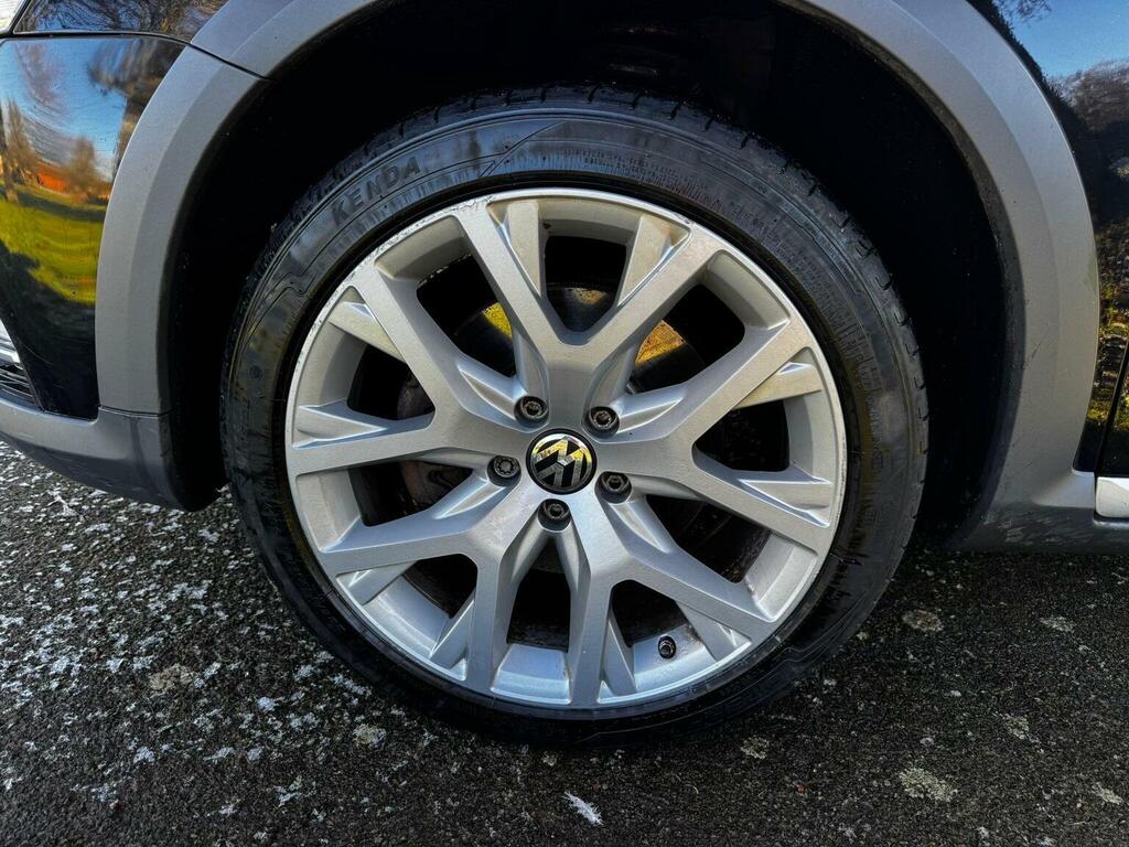 Volkswagen Passat Alltrack Alltrack Tdi Bluemotion Tech 4Motion Dsg White #9