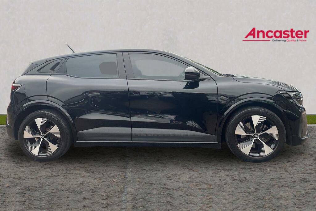 Renault Megane E-Tech Ev60 160Kw Equilibre 60Kwh Optimum Charge SB72EES Black #2