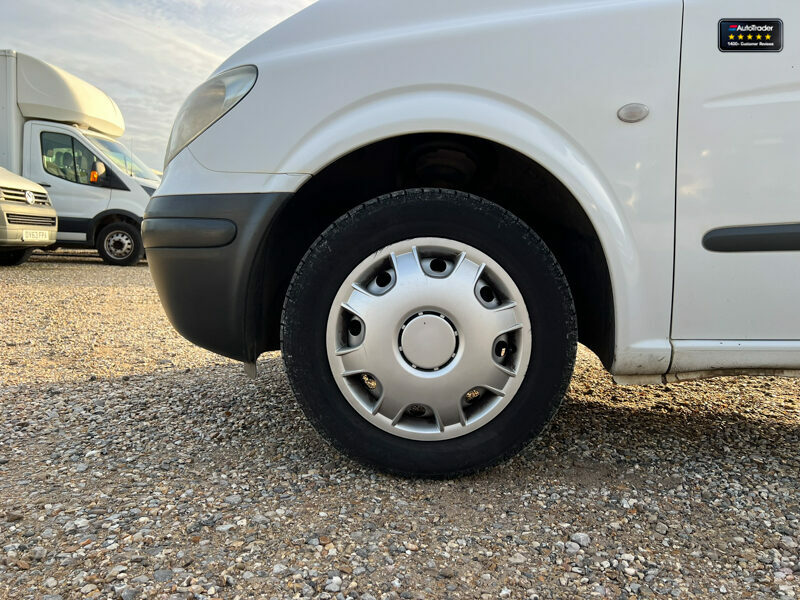 Mercedes-Benz Vito Unknown Black #16