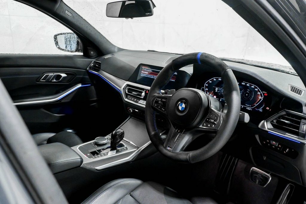 BMW 3 Series Saloon HT70KYP Grey #3