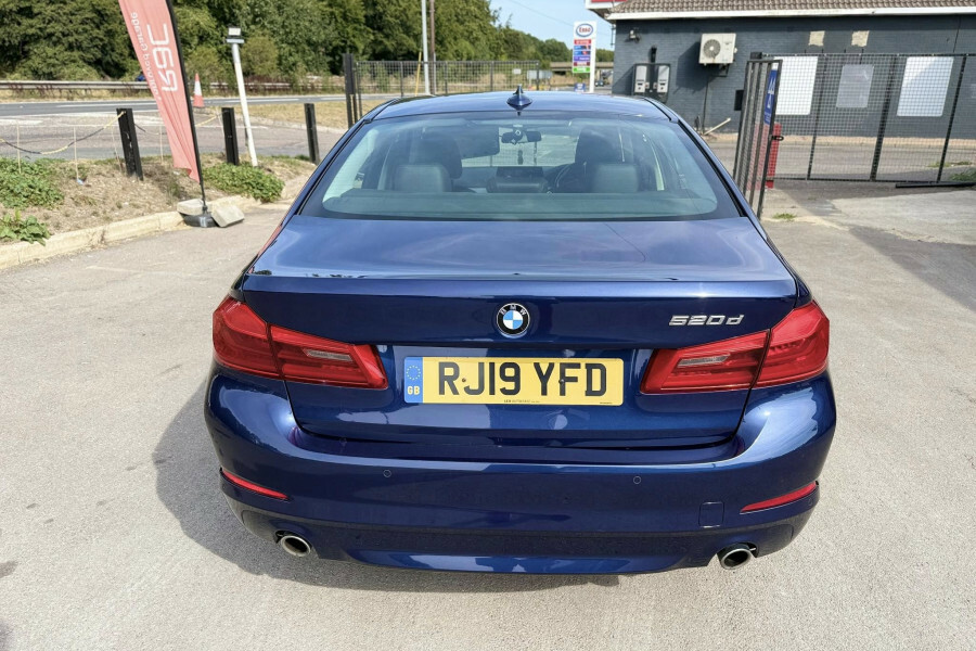 BMW 5 Series Saloon RJ19YFD Blue #4