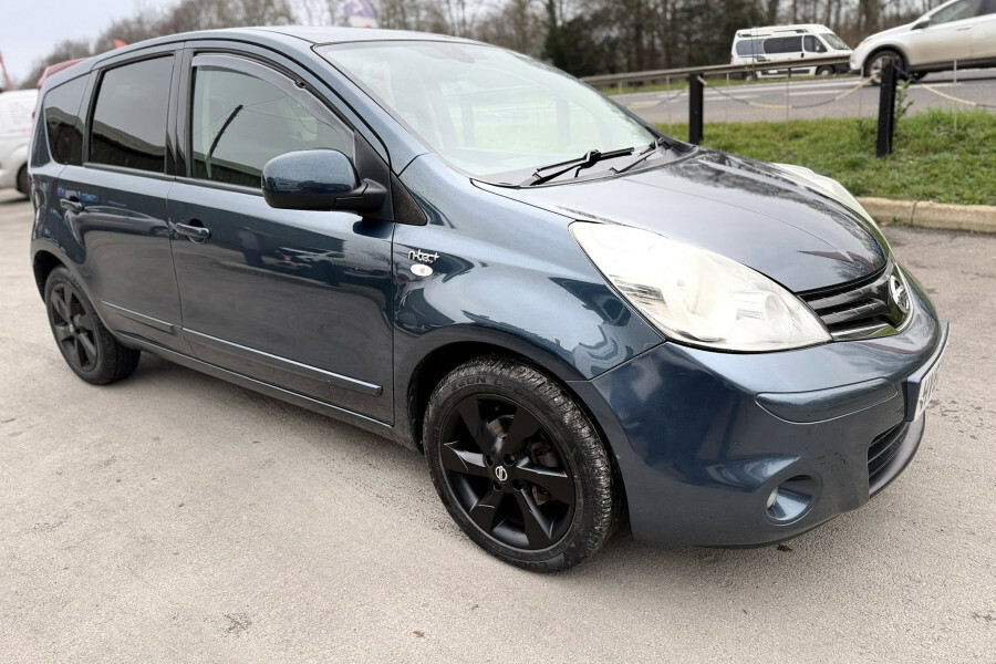 Nissan VERSA Mpv Beige #18