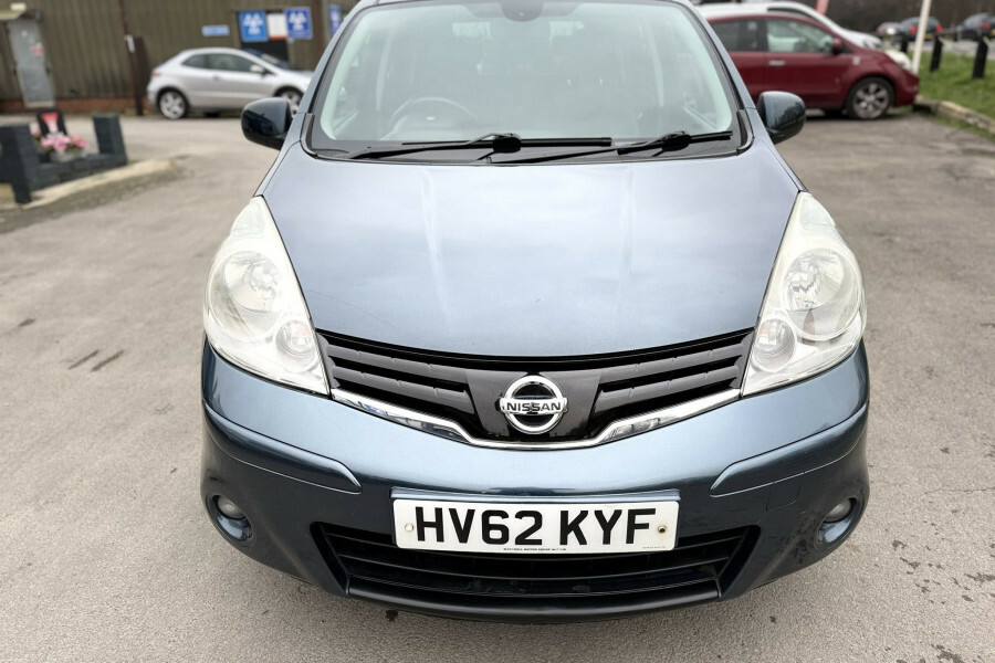 Nissan VERSA Mpv Beige #19