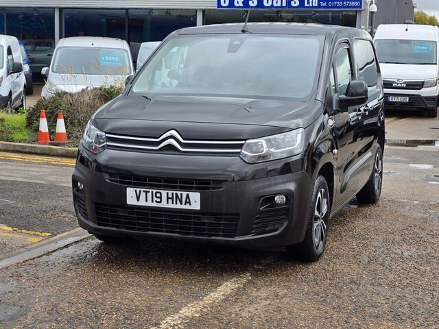 Citroen Berlingo Bluehdi 1000Driver M VT19HNA Black #3