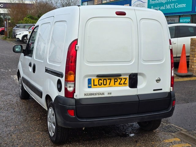Nissan Kubistar 1.5 Se Dci White #7