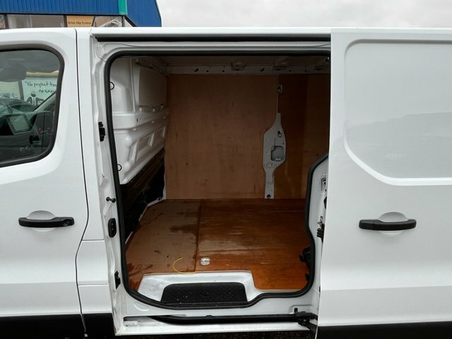 Renault Trafic Dci Blue Ll30 Advance FL74DDO White #5