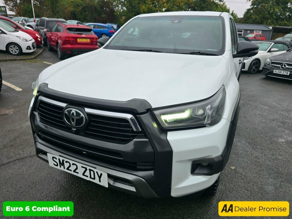 Toyota HILUX 2.8L Invincible X SM22ZDY White #5