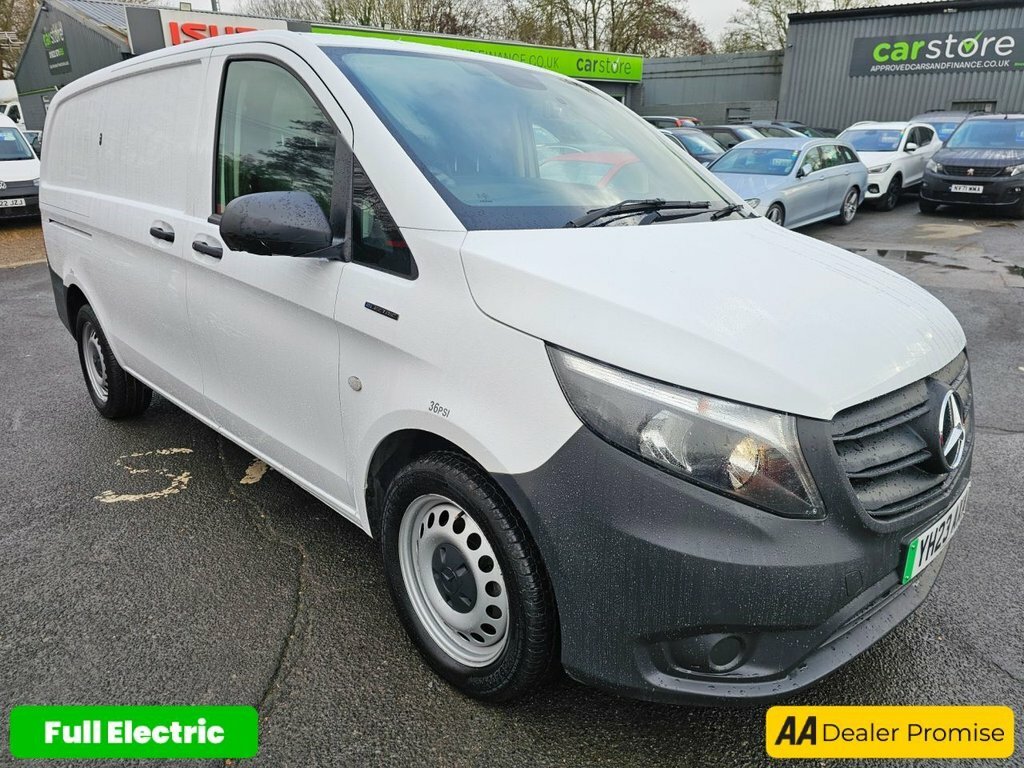 Mercedes-Benz eVito Mpv YH23AXA White #2