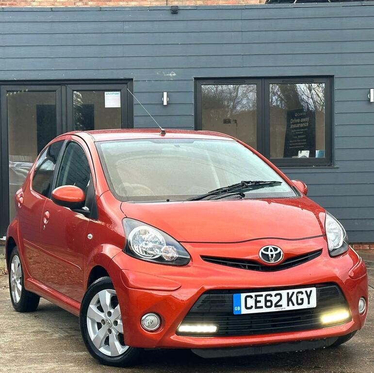 Toyota Aygo 1.0 Vvt-i Fire Euro 5 Orange