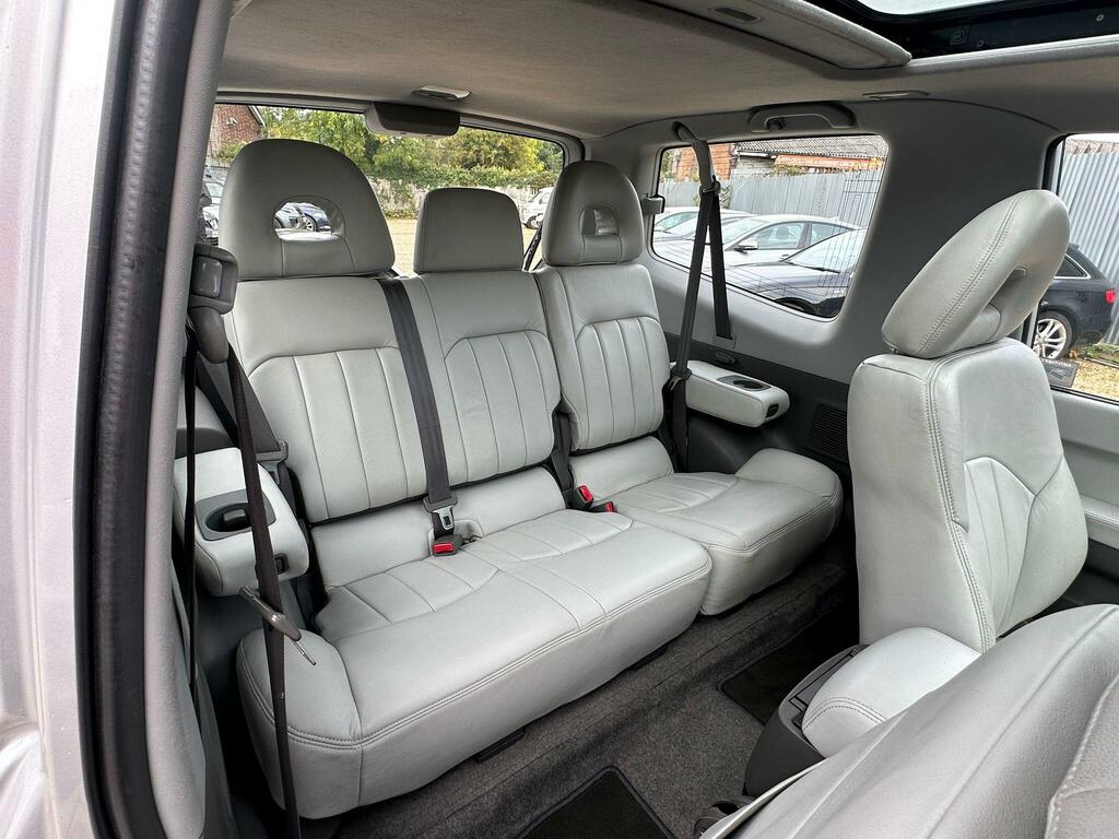 Mitsubishi Shogun 2800 Whitesilver Solid #13
