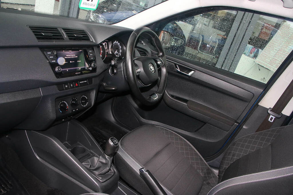Skoda Fabia Se Drive Grey #2