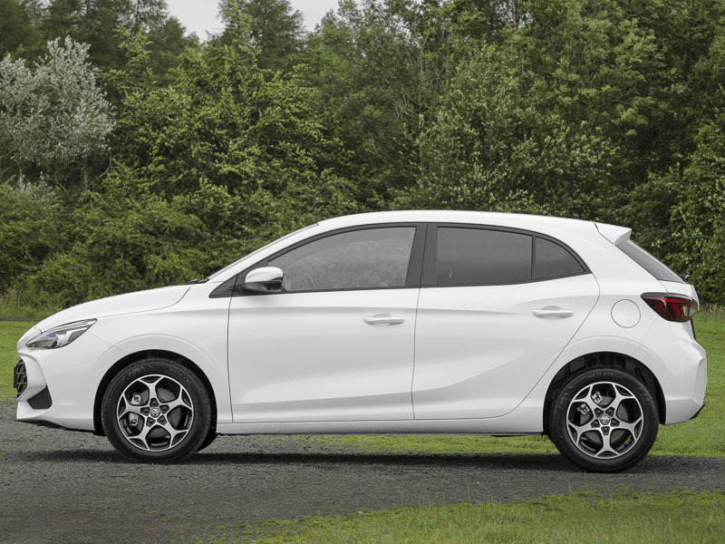 MG MG3 1.5 Hybrid Trophy White #4