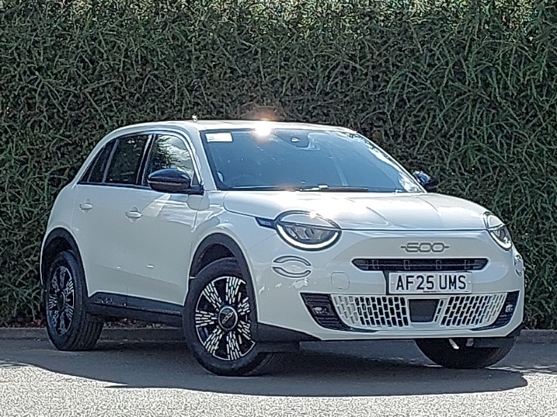Fiat 600 1.2 Hybrid 48V Edct-6 White