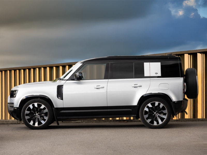 Land Rover Defender 110 2.0 P400e X-dynamic Hse 110 Silver #4