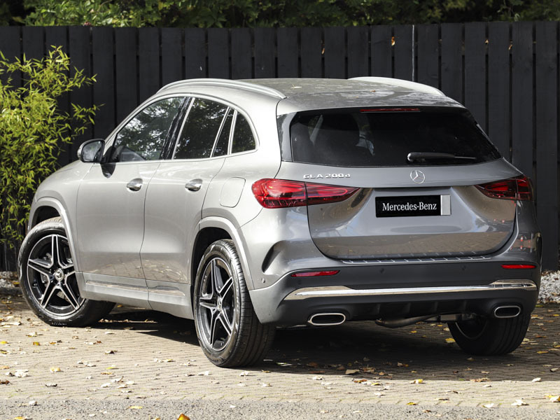 Mercedes-Benz GLA Class Gla 200D Amg Line Executive Grey #2