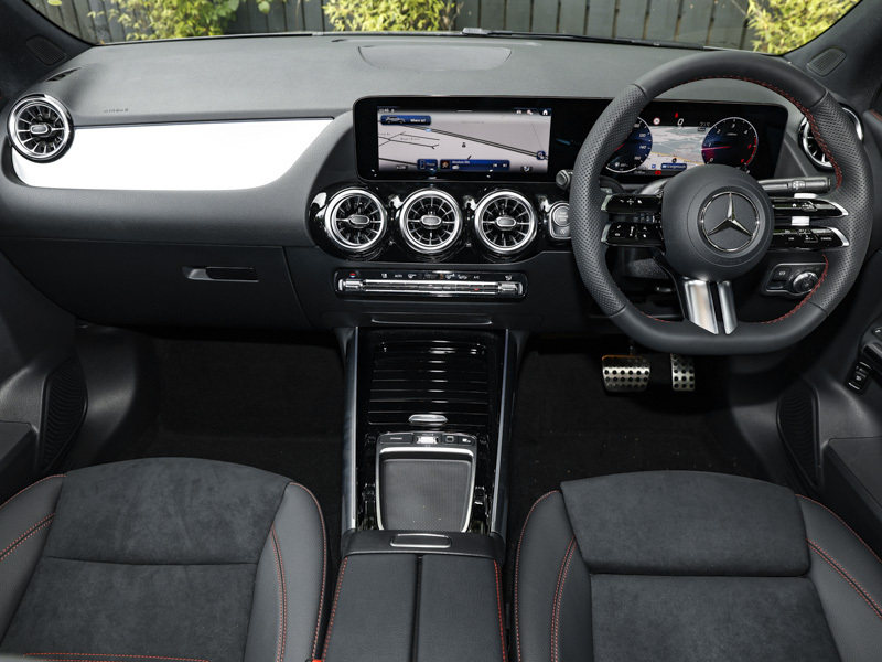 Mercedes-Benz GLA Class Gla 200D Amg Line Executive Grey #3
