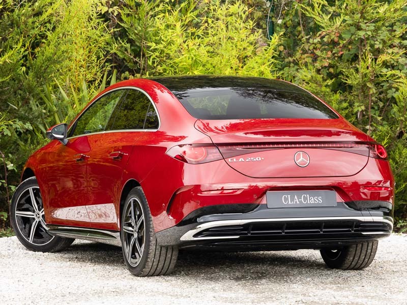 Mercedes-Benz CLA Class Cla 250 200Kw Eq Tech Amg Line Ed 85Kwh Red #2