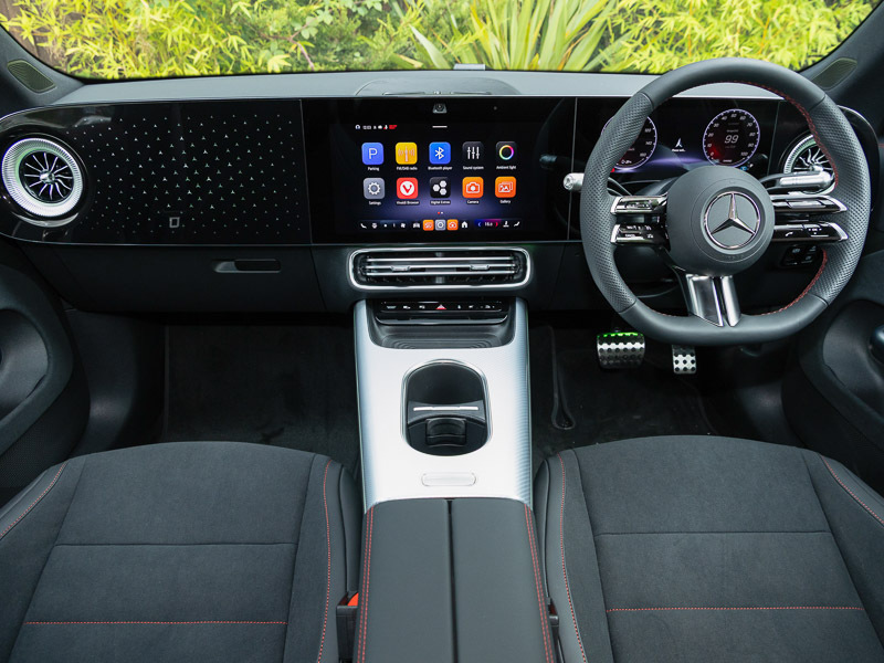 Mercedes-Benz CLA Class Cla 250 200Kw Eq Tech Amg Line Ed 85Kwh Red #3