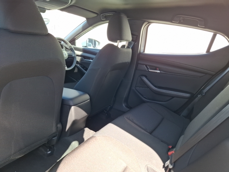 Mazda 3 2.5 E-skyactiv G Mhev 140 Prime-line White #6