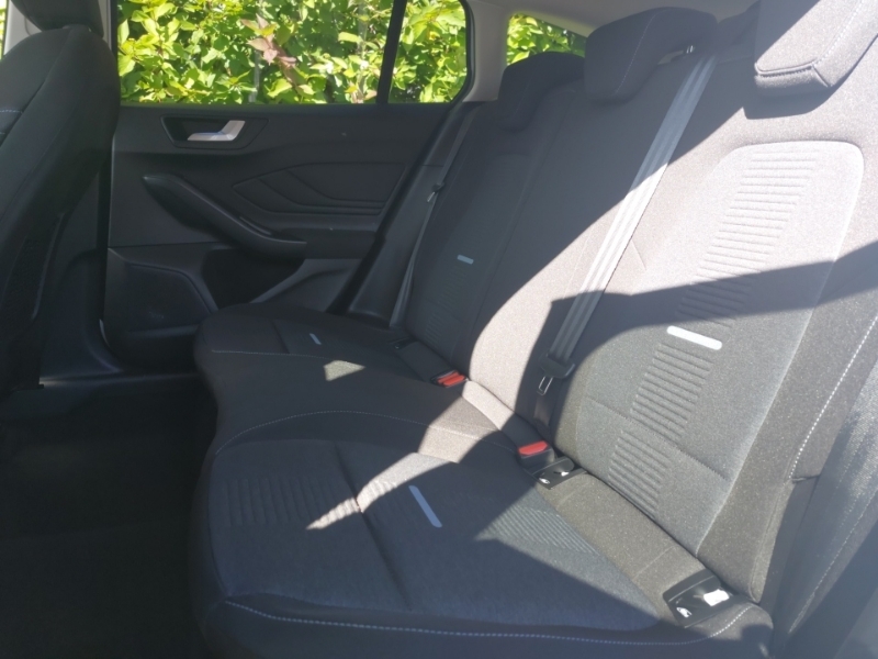 Ford Focus 1.0 Ecoboost Hybrid Mhev 155 Active EA73CFZ White #6