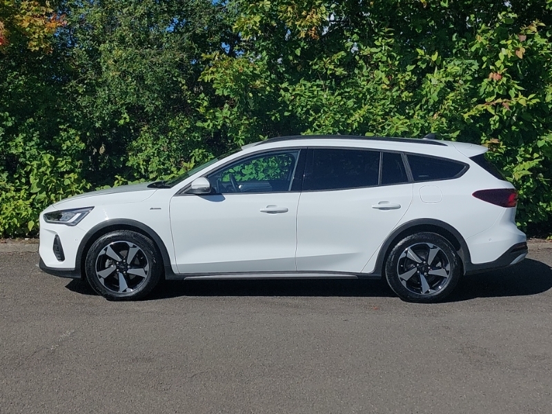 Ford Focus 1.0 Ecoboost Hybrid Mhev 155 Active EA73CFZ White #4