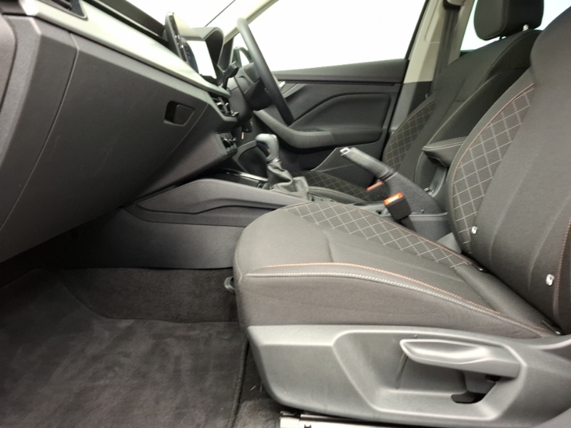 Skoda Kamiq 1.5 Tsi Se Drive Dsg SB23BVD Black #5