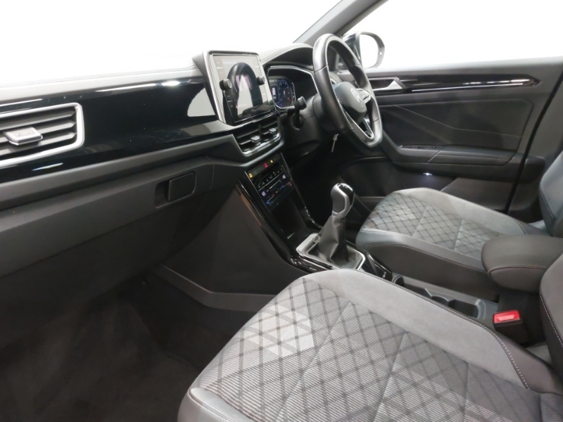 Volkswagen T-Roc 1.5 Tsi R-line SL72EKH Black #5