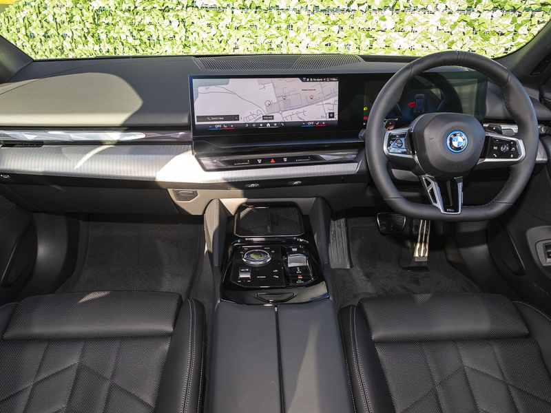 BMW 5 Series 530E M Sport CU99630 Black #4
