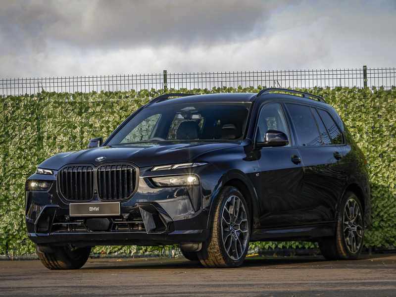 BMW X7 Xdrive40d Mht M Sport Step Black #3