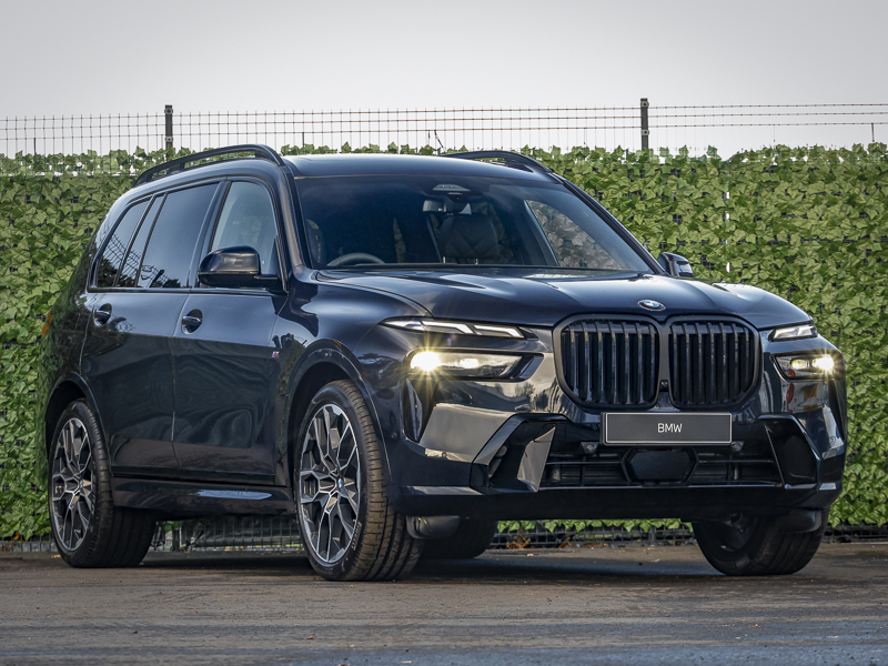 BMW X7 Xdrive40d Mht M Sport Step Black