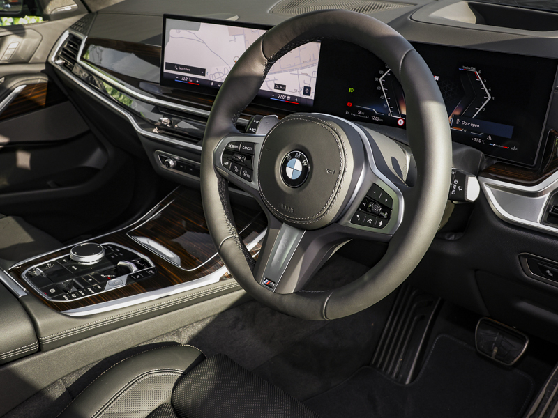 BMW X7 Xdrive40d Mht M Sport Step Black #6