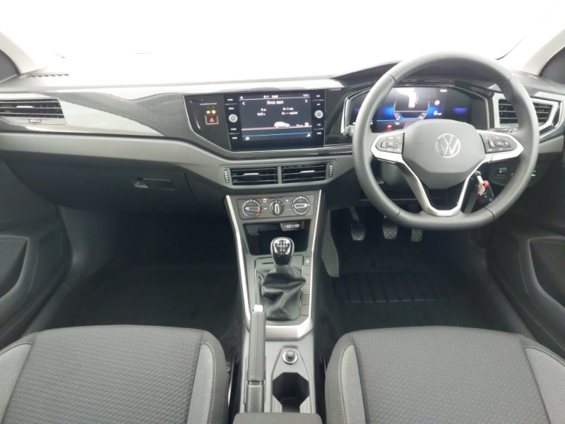 Volkswagen Polo 1.0 Tsi Match Silver #3