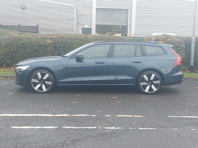 Volvo V60 2.0 T6 350 Phev Plus Dark Awd Blue #4
