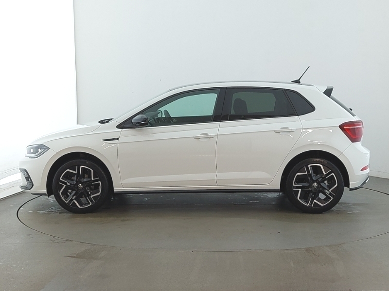 Volkswagen Polo 1.0 Tsi 115 Black Edition Dsg White #4
