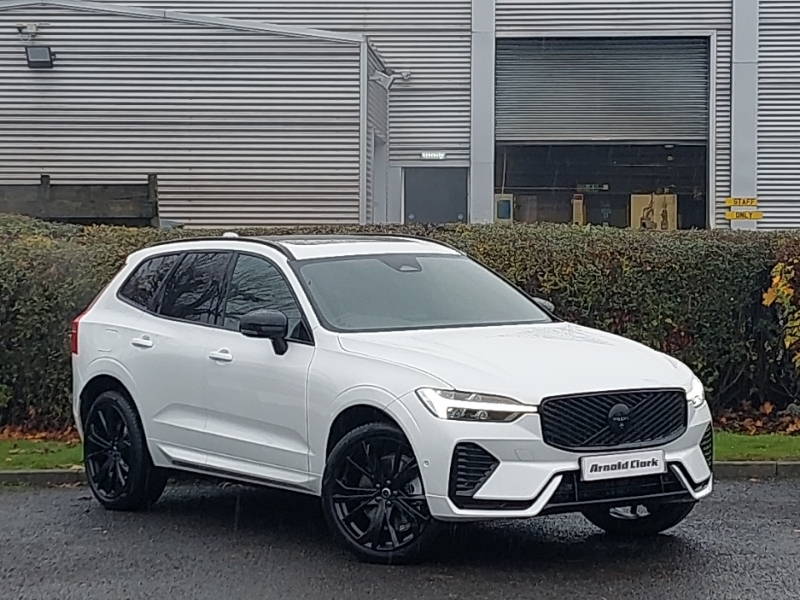Volvo XC60 2.0 B5p Plus Black Edition Awd Geartronic White
