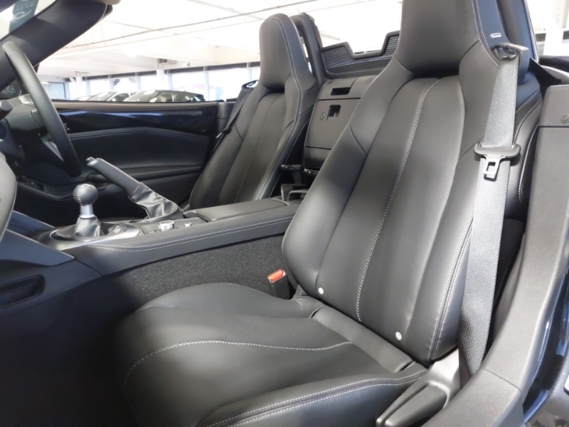 Mazda MX-5 2.0 184 Exclusive-line Black #6