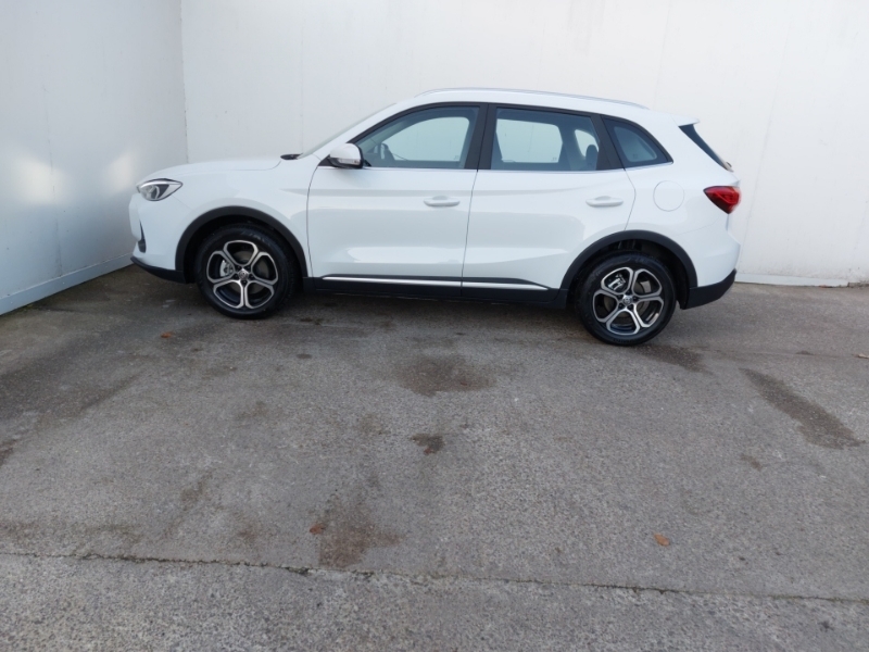 MG ZS 1.5 Se  White #4